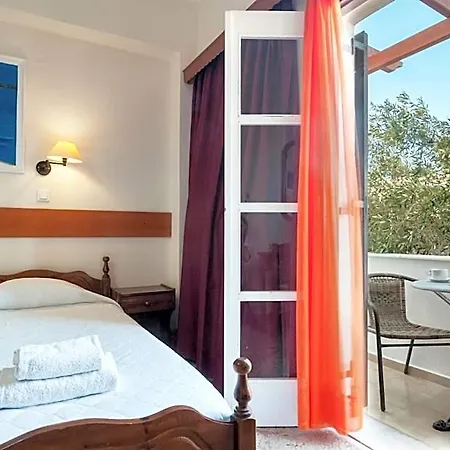 Santorini 3*