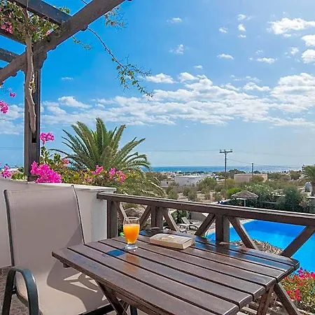 Santorini Hotel 3*